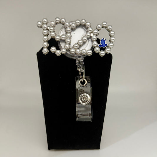 Pearl 1920 Badge Reel